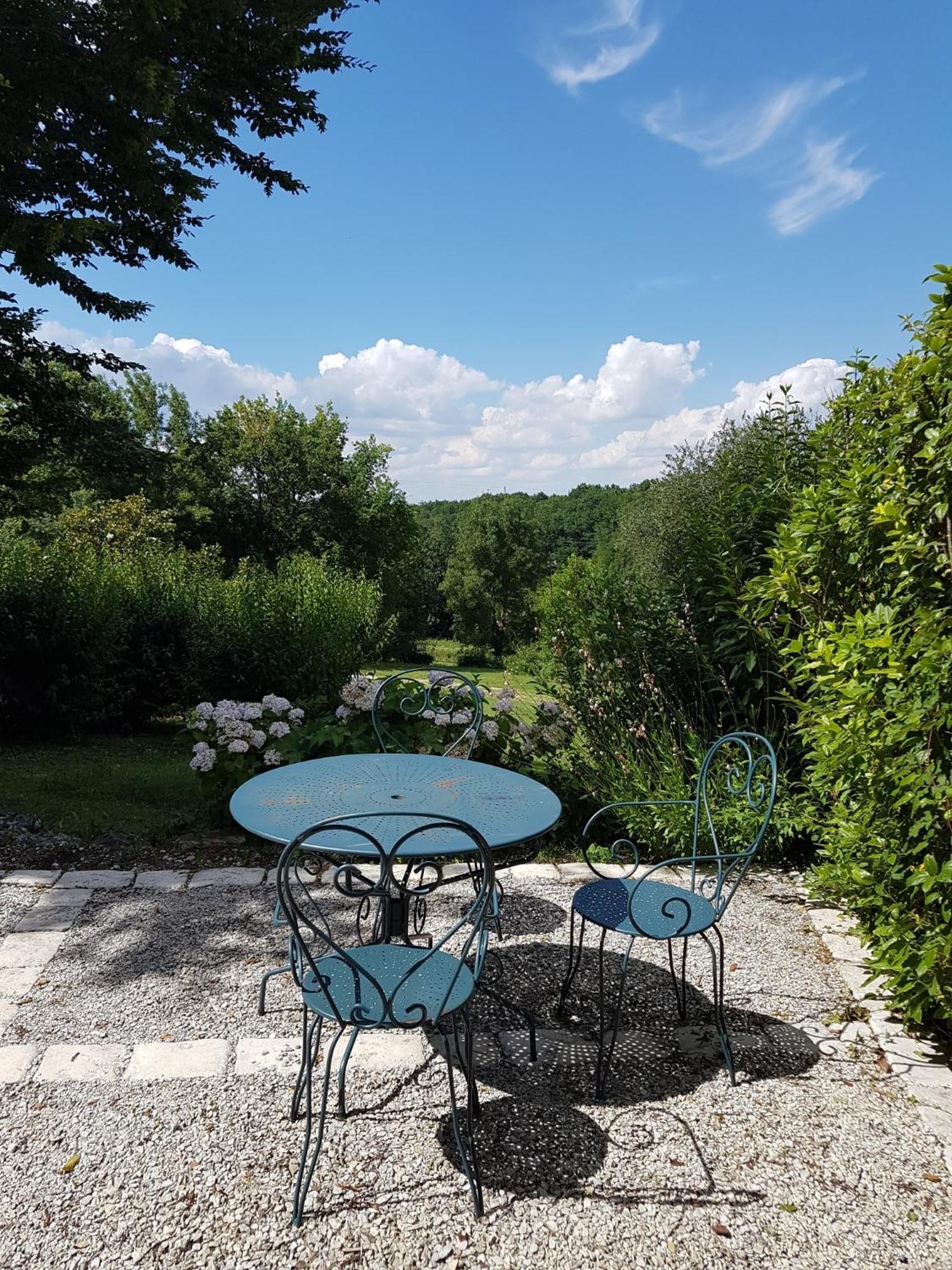 Le Logis De La Brumanderie - Saintes Fontcouverte  객실 사진